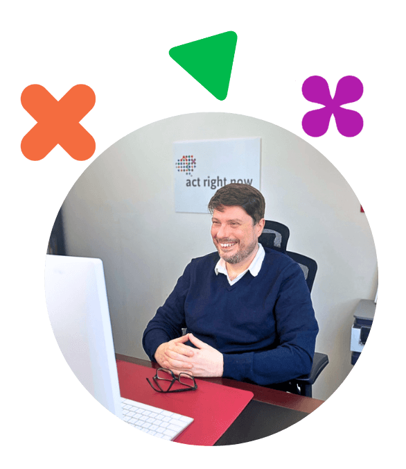 Dr Gabe Marranci in session